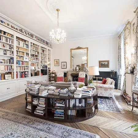 Veeve - Antique Charm By Arc De Triomphe Apartment Paris