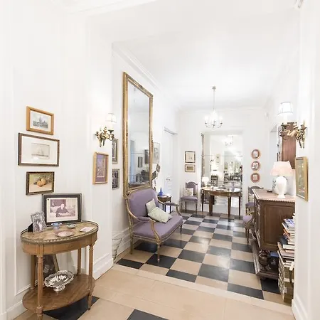 Veeve - Antique Charm By Arc De Triomphe Apartment Paris